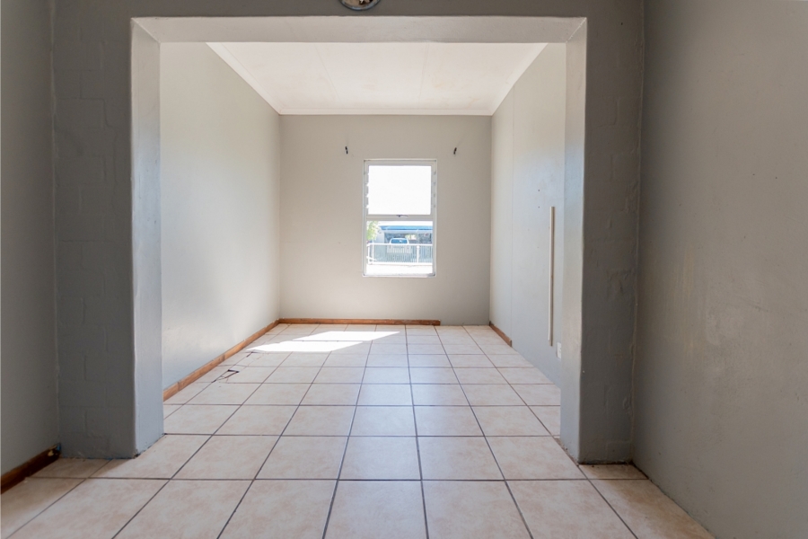 4 Bedroom Property for Sale in Velddrif Western Cape